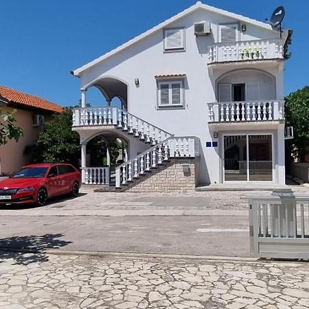Apartmani Ira Vir Kültér fotó