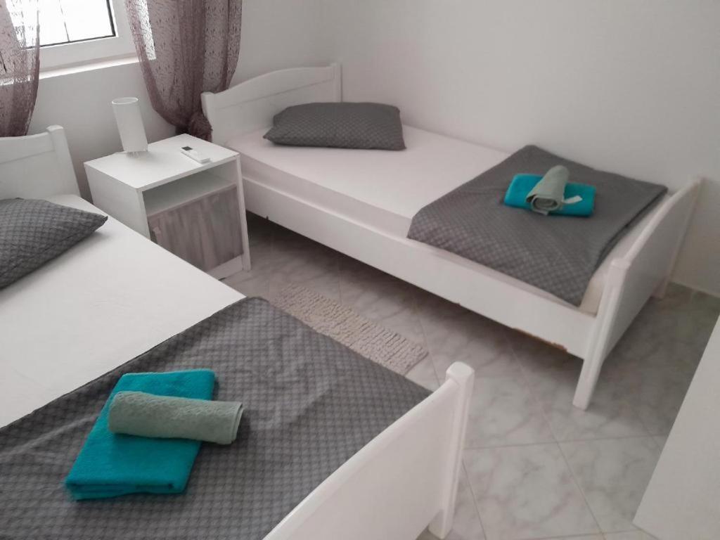 Apartmani Ira Vir Szoba fotó