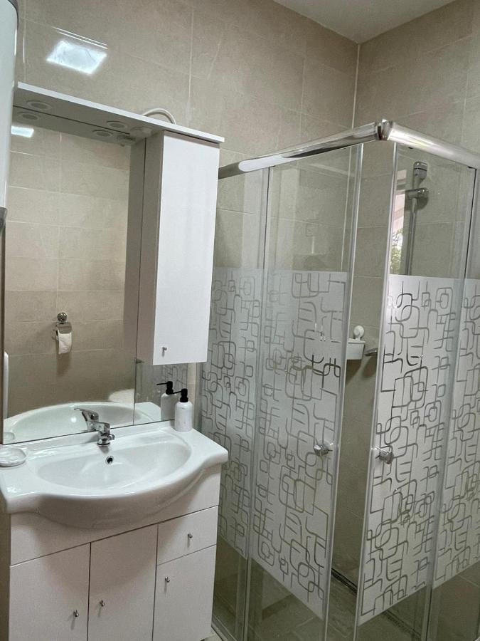 Apartmani Ira Vir Kültér fotó