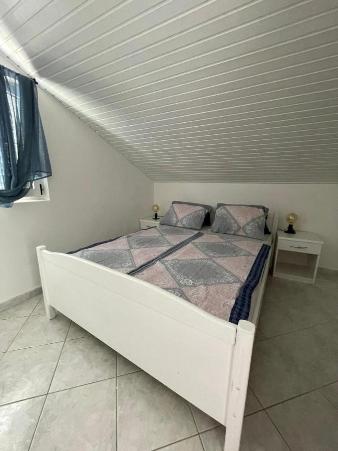 Apartmani Ira Vir Kültér fotó