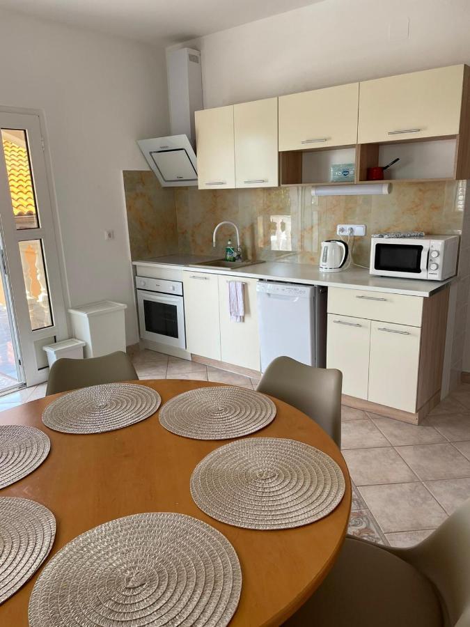 Apartmani Ira Vir Kültér fotó