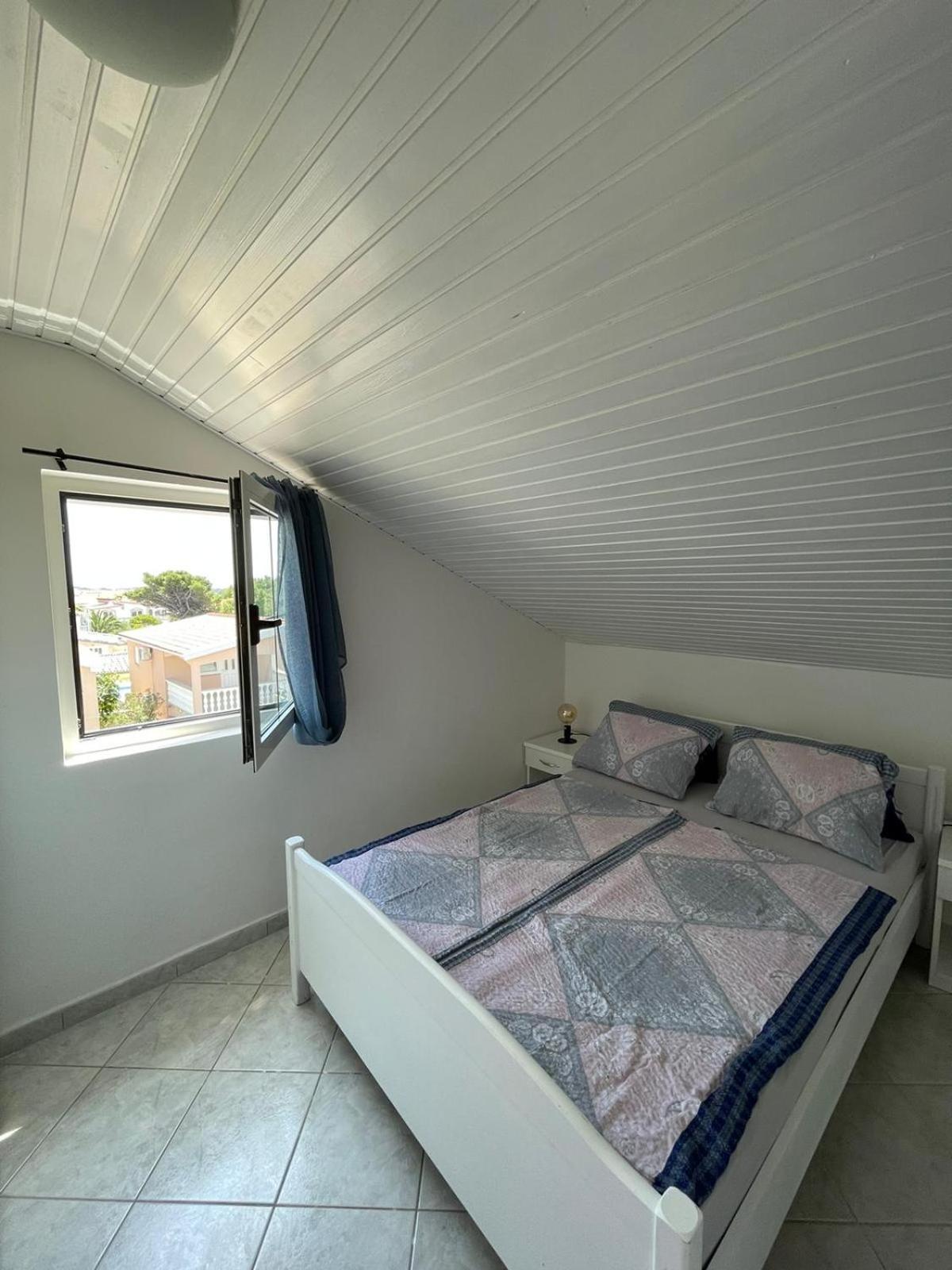 Apartmani Ira Vir Szoba fotó